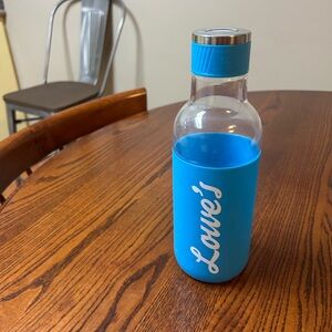 H2GO | Plastic “Lowe’s” Branded Water Bottle with screw-on cap, 25 fl oz
